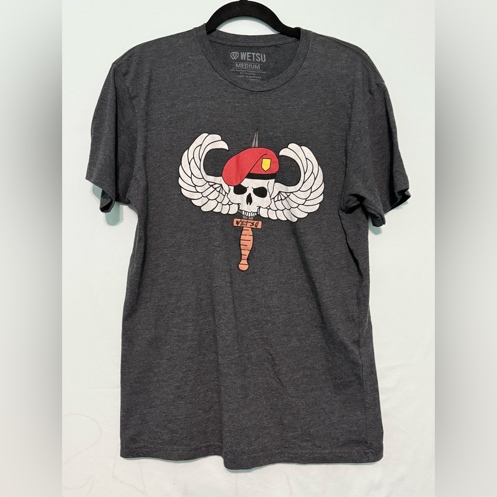 Wetsu Graphic Tee Size Medium